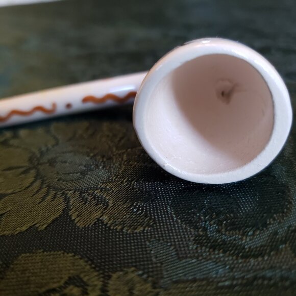 Vintage Hand-Crafted Dutch Pottery Pipe - Picture 8 of 16